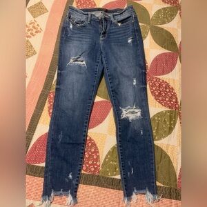Judy Blue Distressed Ankle Jeans in Dark Blue